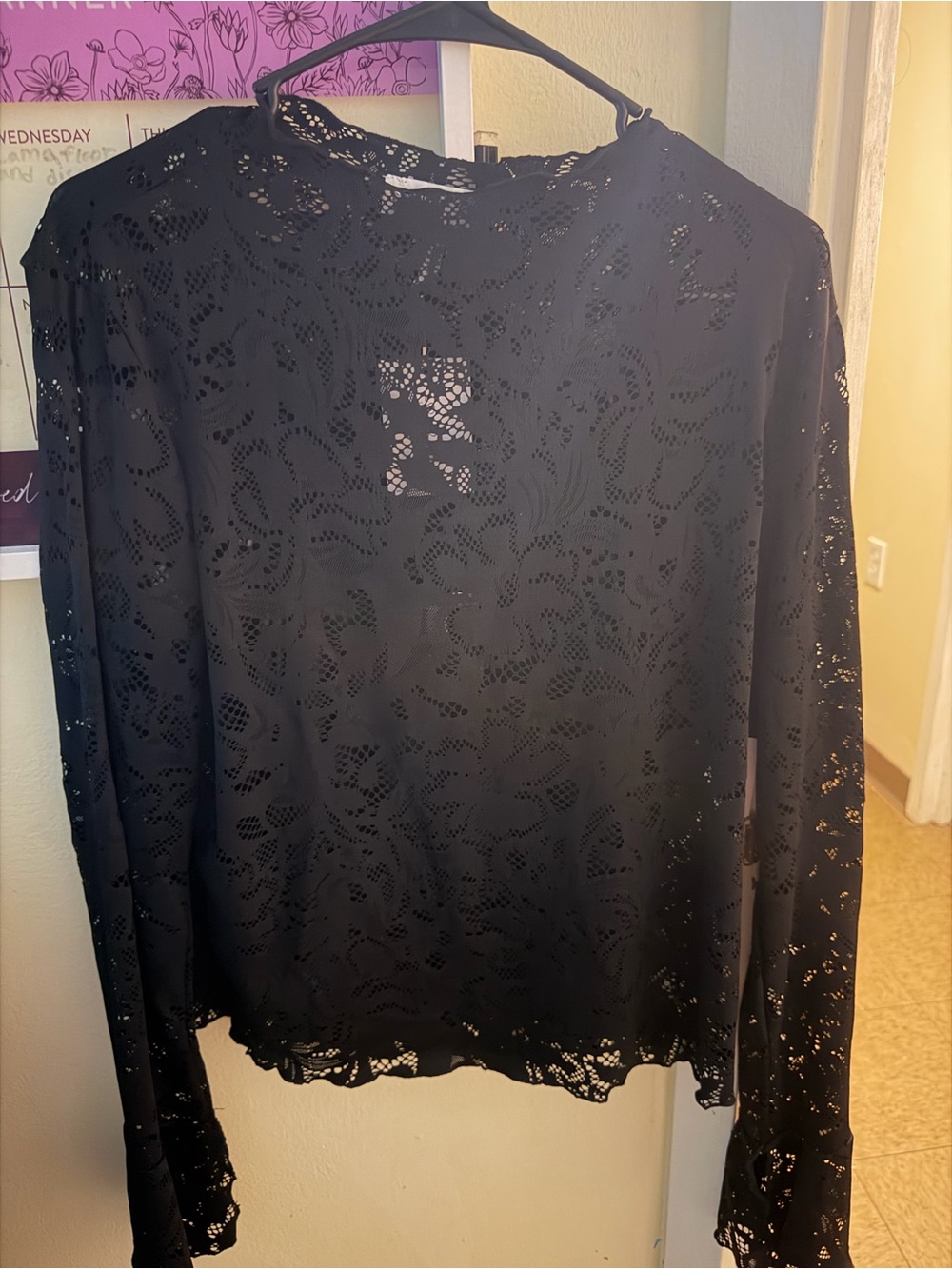 Jessica Simpson Black Floral Lace Long-Sleeve Top